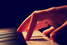 意甲：博洛尼亚以2比3 败给维罗那.